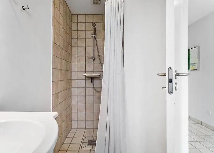 M13007-vaeggerlose-marielyst-strandvej-63-z Сasa de vacaciones Bøtø By